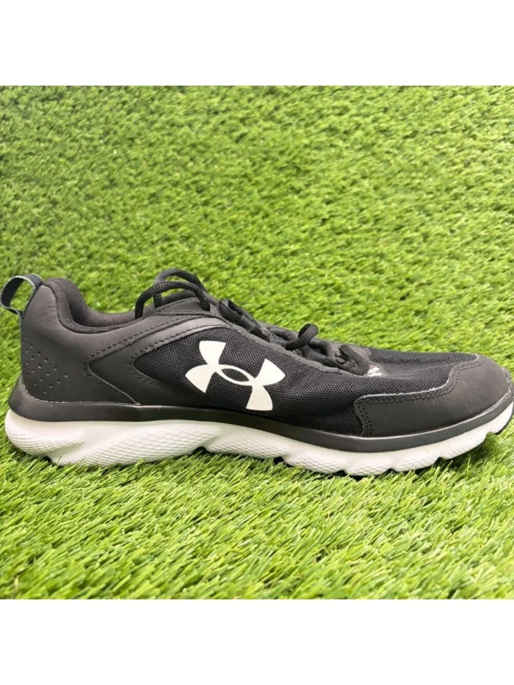 Under Armour Charged Assert 9 Mens Size 11 Black Athletic Running Shoes Sneakers
